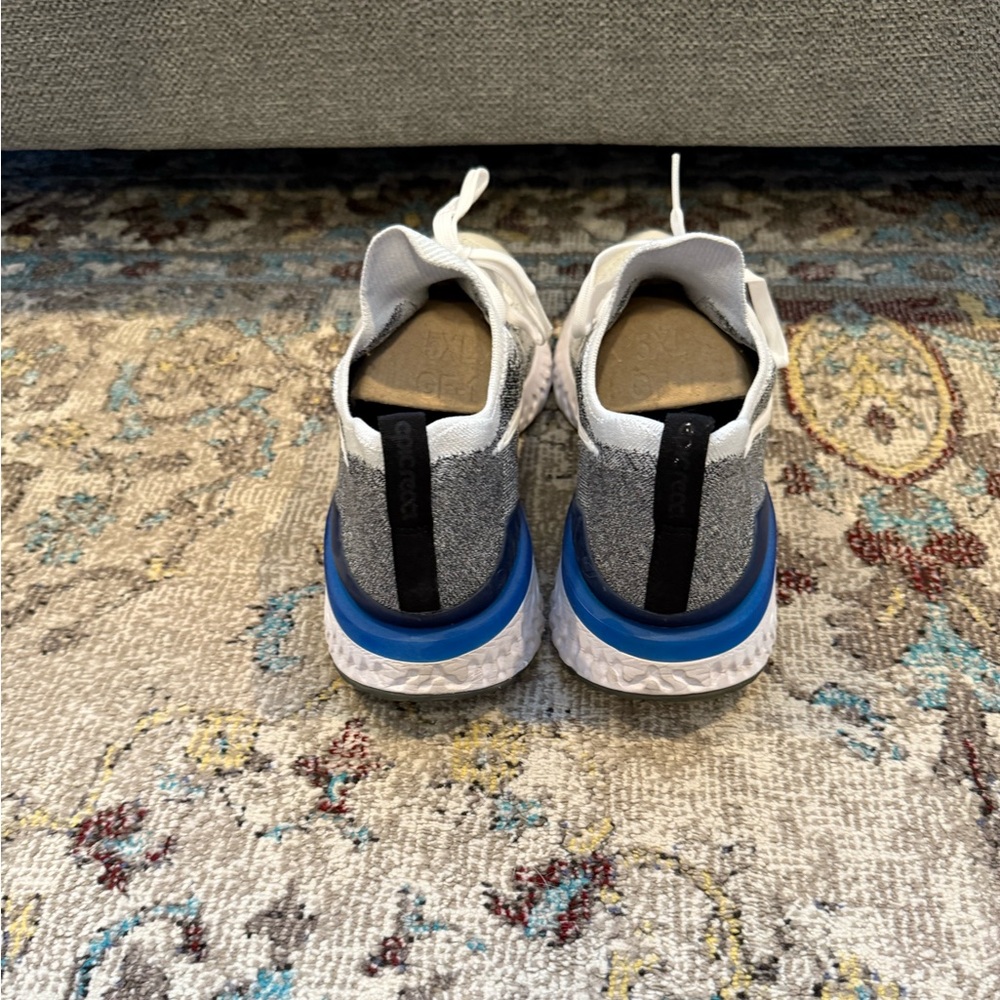 Nike Epic React 2 Flyknit - size 13 - Picture 4 of 7